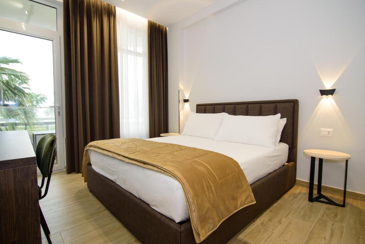 Palm Side Hotel Vlorë Cameră foto